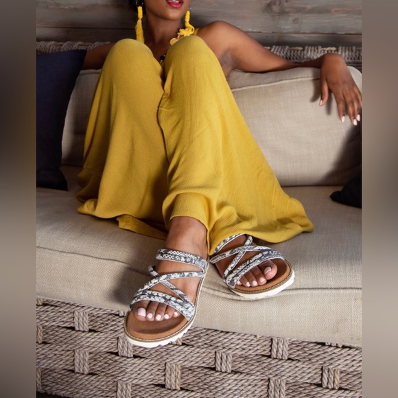 Diba Shoes - Picture 8 of 8